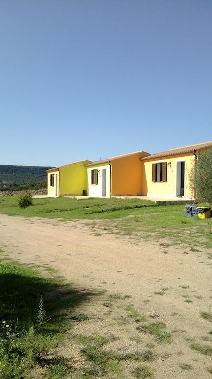 Agriturismo B&B Casteldoria Santa Maria  Luaran gambar