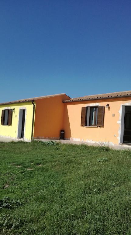 Agriturismo B&B Casteldoria Santa Maria  Luaran gambar