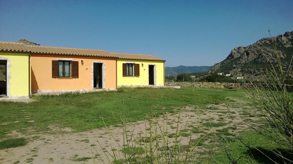 Agriturismo B&B Casteldoria Santa Maria  Luaran gambar